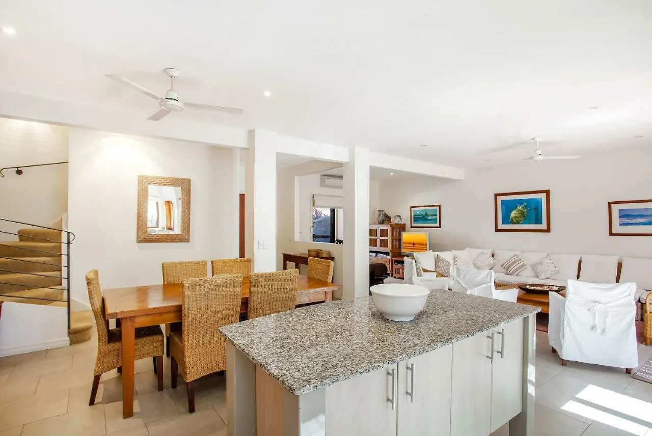 Bayvilla 3 @ Belongil Beach Byron Bay Holiday home